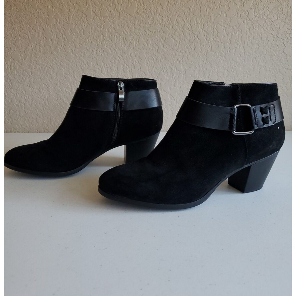 Michael Shannon Jessalyn Black Ankle Boots Faux Suede Zip Buckle Accents 9.5